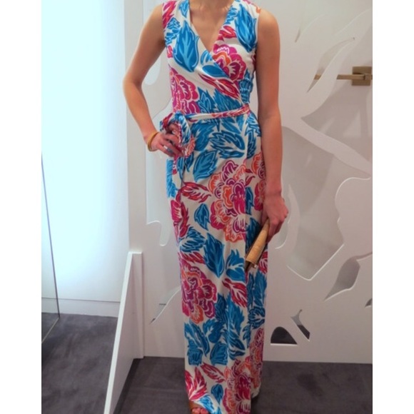 DVF Giant floral wrap dress - Picture 4 of 4